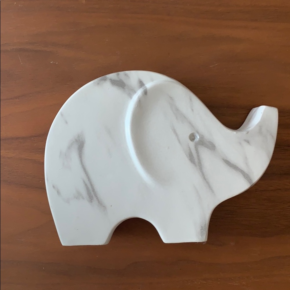 Marble Elephant Accent